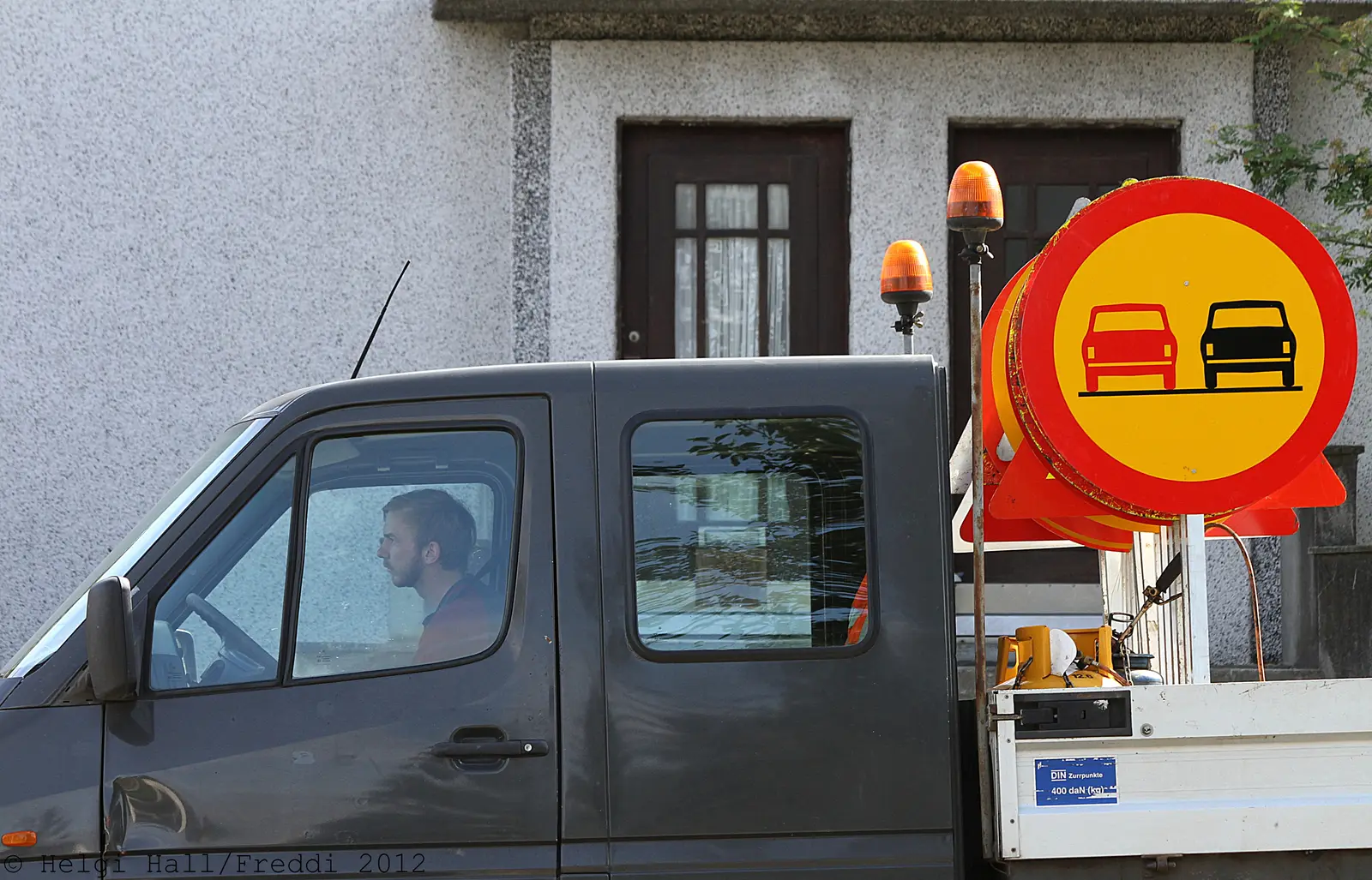 Biltrafik på väg i Reykjavikområdet