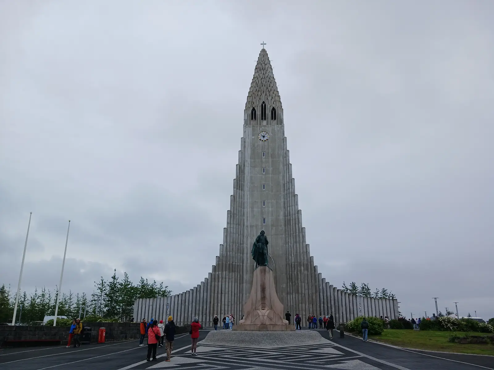 Hallgrímskirkja i centrala Reykjavik