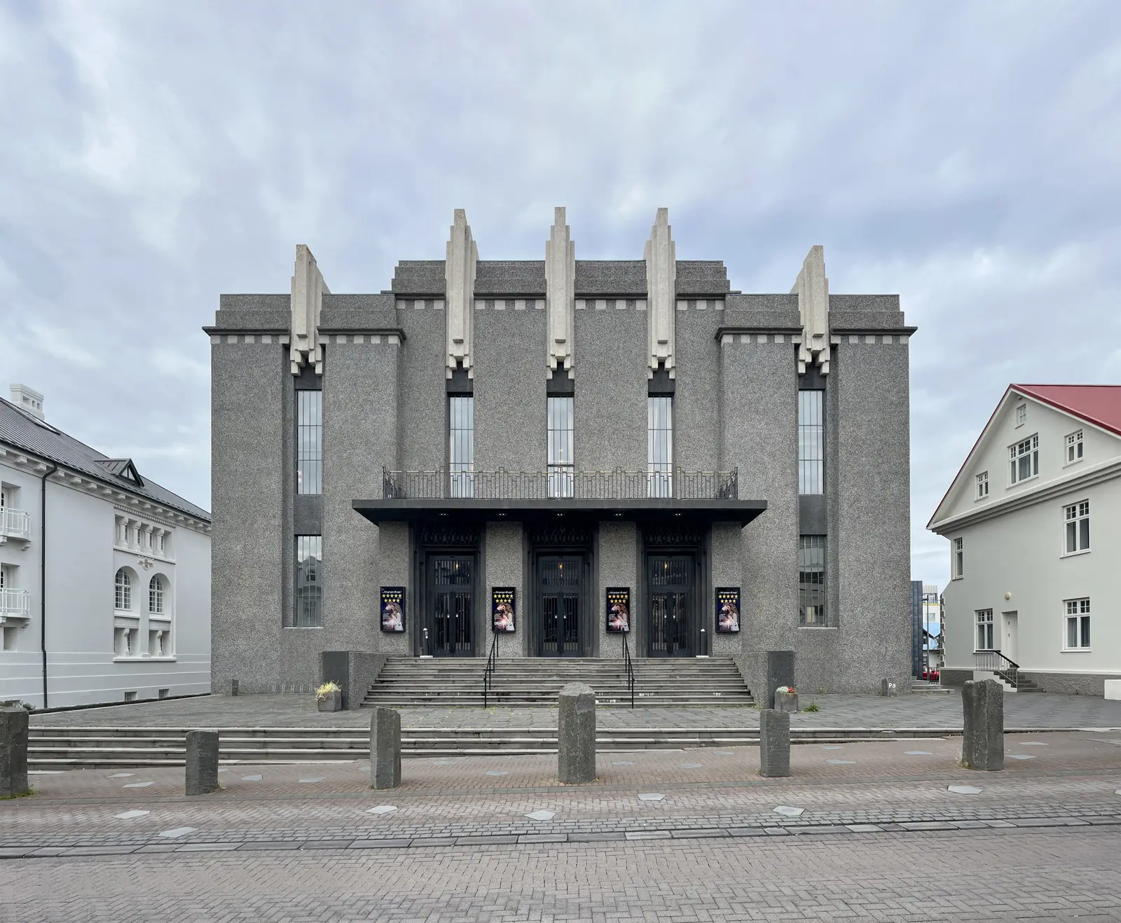 Islands nationalteater Þjóðleikhúsið i Reykjavik